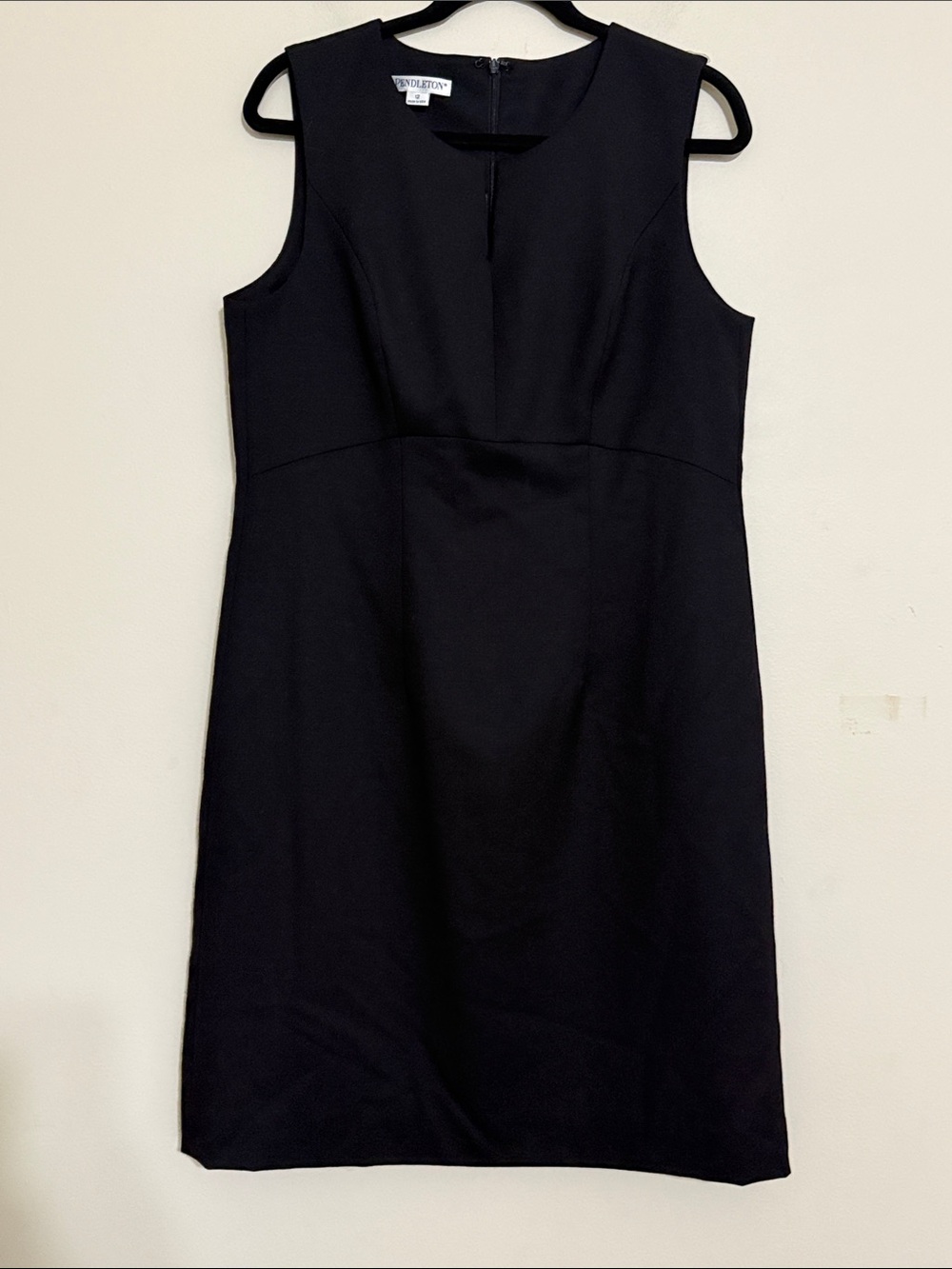 Vintage Pendleton dress Classic Black Sleeveless Midi Sheath women 12 event wool
